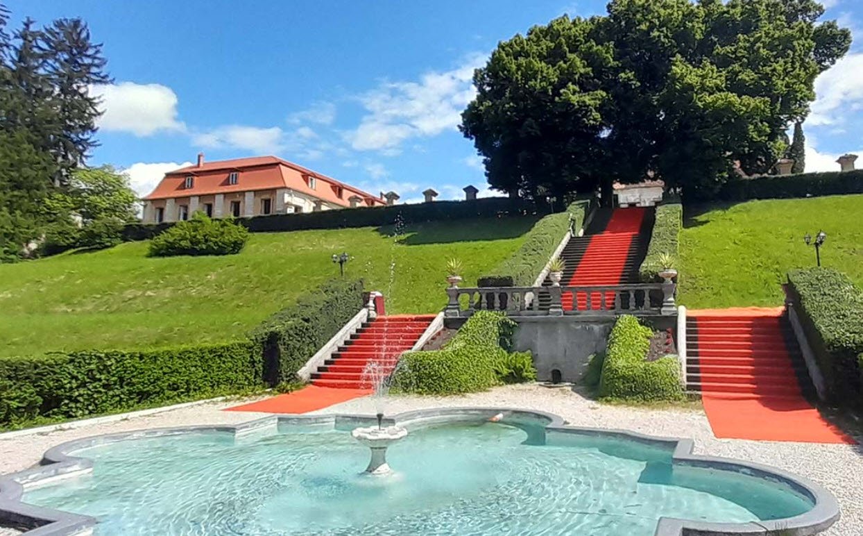 Castelul Brukenthal, Alsószombatfalva, Romania, Romania